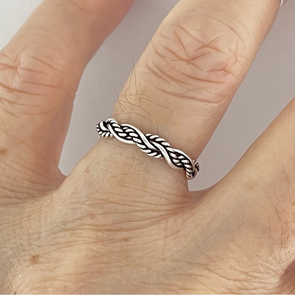 Sterling Silver Unisex Twisted Rope Ring, Silver Band, Braid Rings, Stackable - Picture 9 of 13